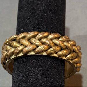Chunky Gold Braided Bracelet